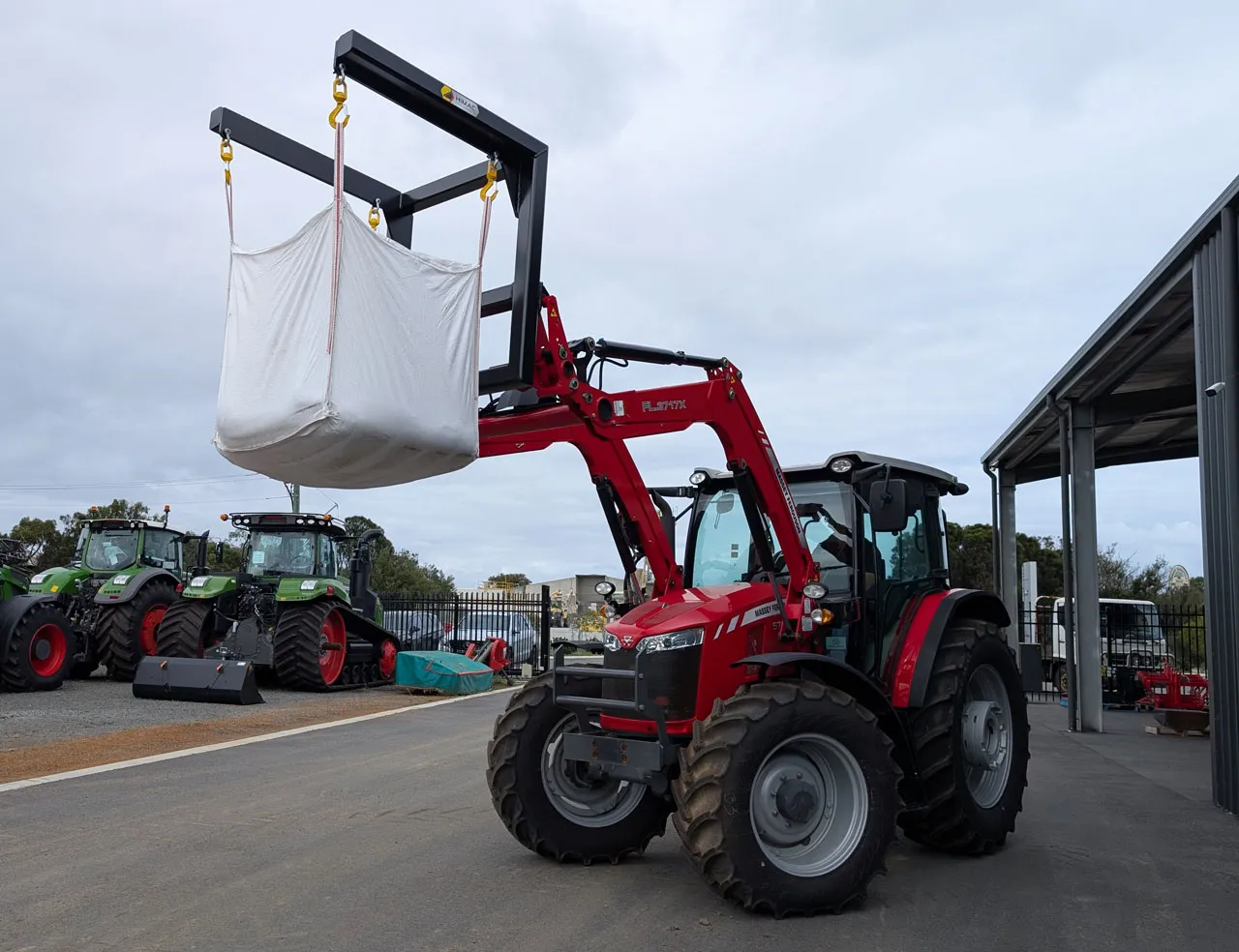 Himac 1100kg Euro Tractor Bulk Bag Lifter - Image 2