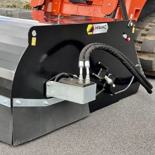 Himac 1800mm Skid Steer Bucket Broom - Image 4