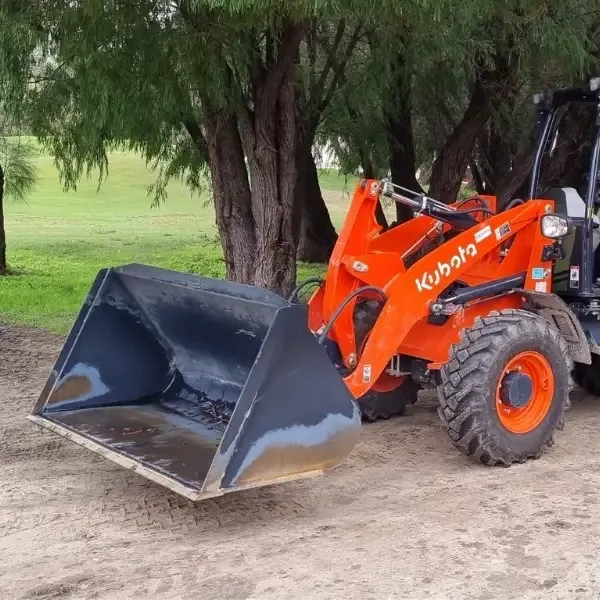 Himac 1575mm Compact Wheel Loader GP Bucket - Image 2