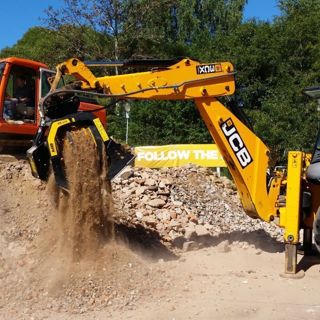 MB Crusher MB-S10 Screening Bucket - 3-6t Excavator Attachment - Image 4