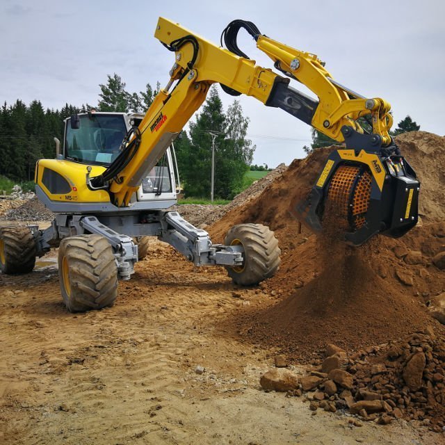 MB Crusher MB-S10 Screening Bucket - 3-6t Excavator Attachment - Image 5